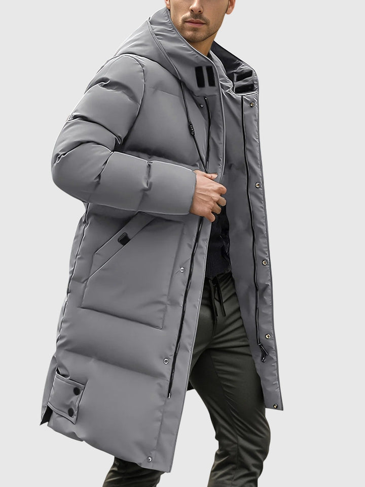 Jan – Prošiveni dugi kaput s kapuljačom