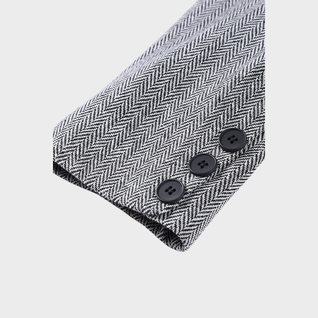 Karolina – Moćni Trodijelni Kostim