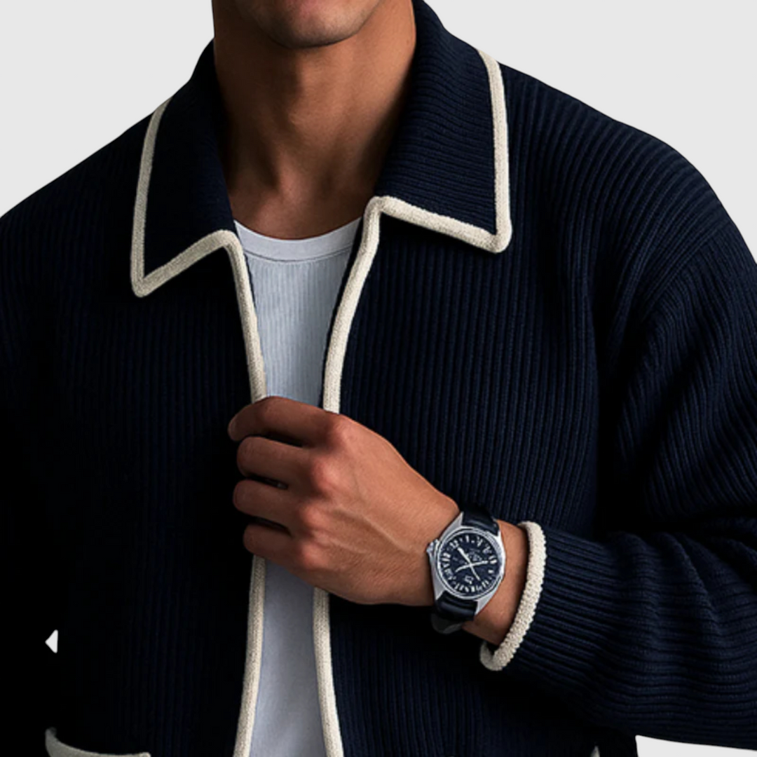 Lukas – Retro pulover sa zipom 