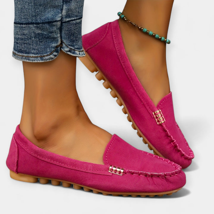 Mokasine s metalnim Elementima