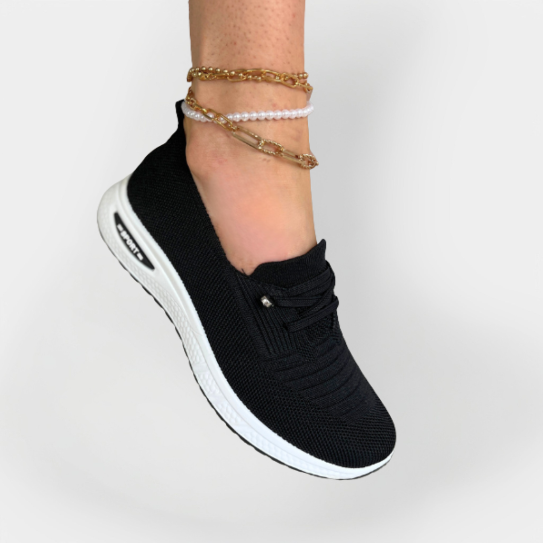 Sportske cipele s laganom tkaninom i fleksibilnom potplatom