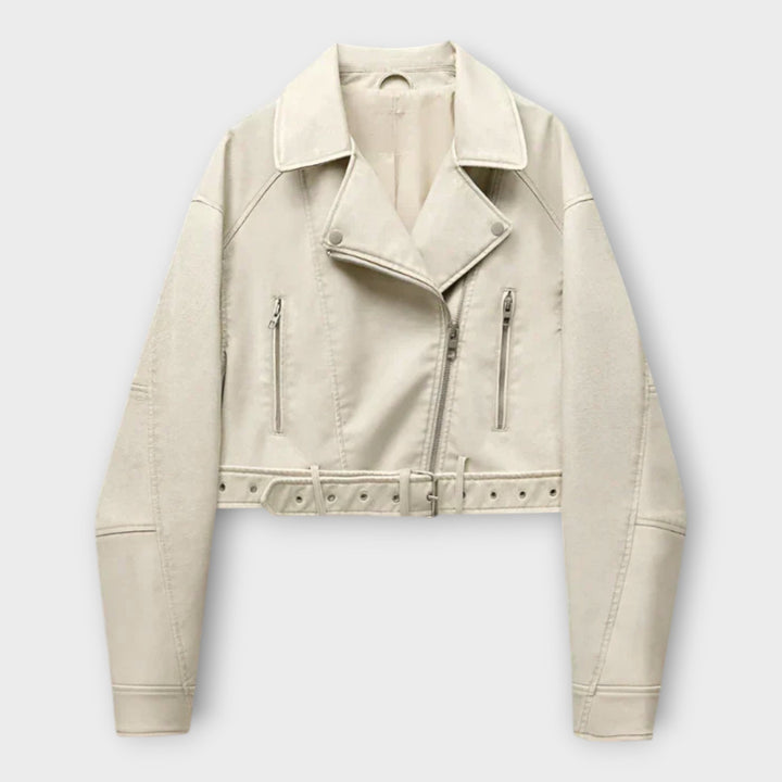 Moderna Kratka Kožna Jakna s Pojasom i Izvrsnom Estetikom