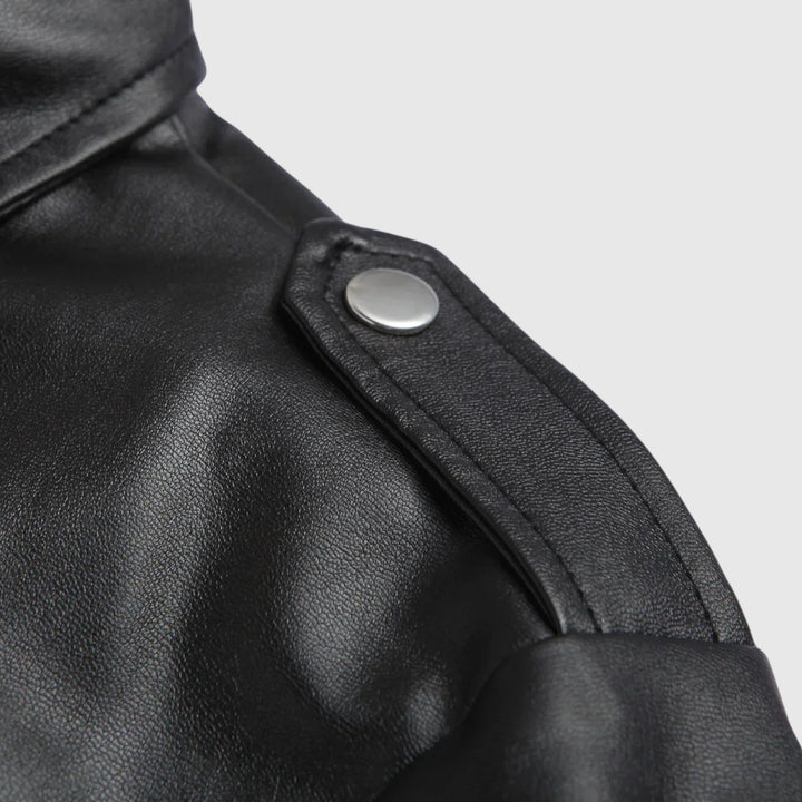 AUSTIN - ELEGANTNI BOMBER KAPUT